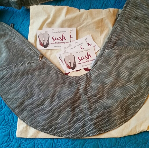 Dragon Handpainted Sash Bag - Picture 2 of 6